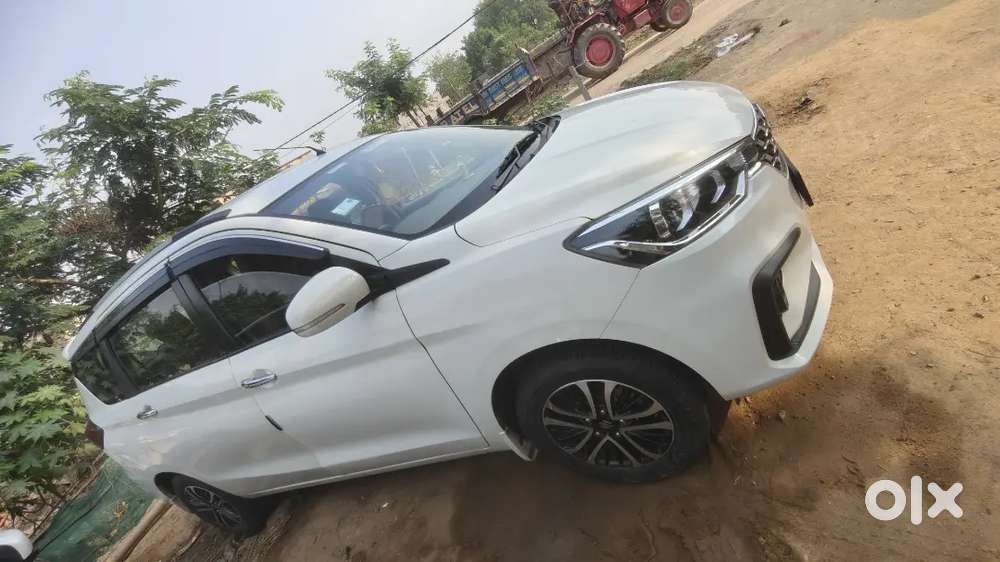 Maruti Suzuki Ertiga 2023 Petrol 89000 Km Driven