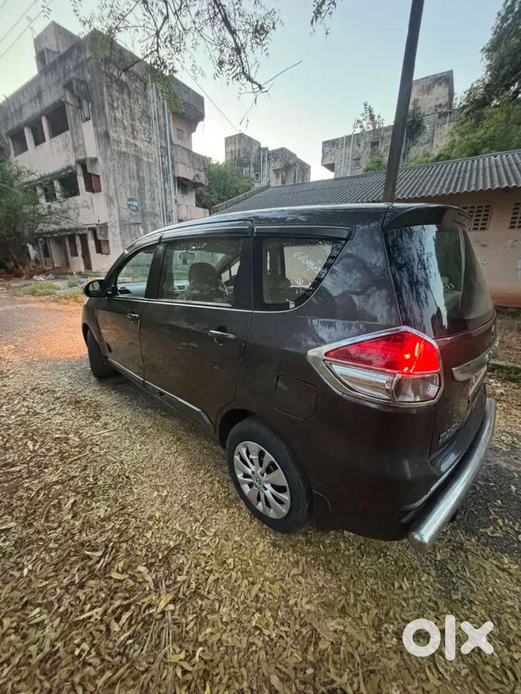 Maruti Suzuki Ertiga 2016 Diesel 98000 Km Driven