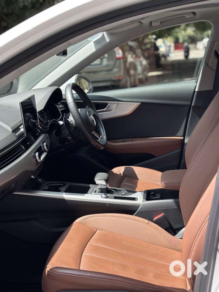 Audi A4 2.0 Premium Plus 40 Tfsi, 2023, Petrol