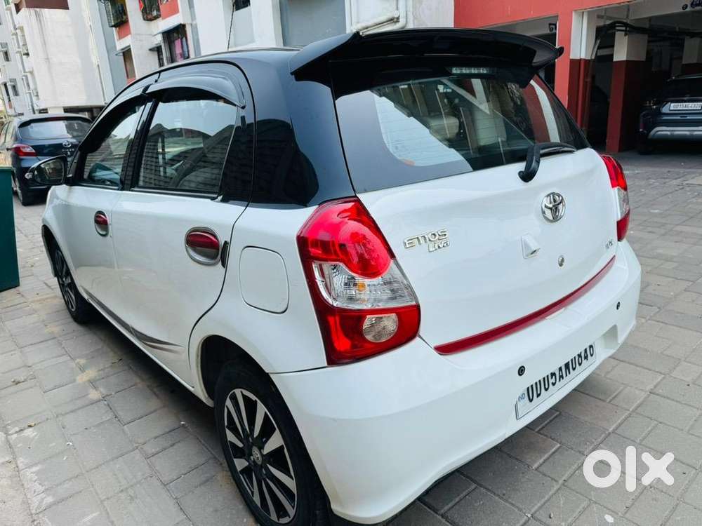 Toyota Liva Vx Dual Tone Petrol Manual 2018