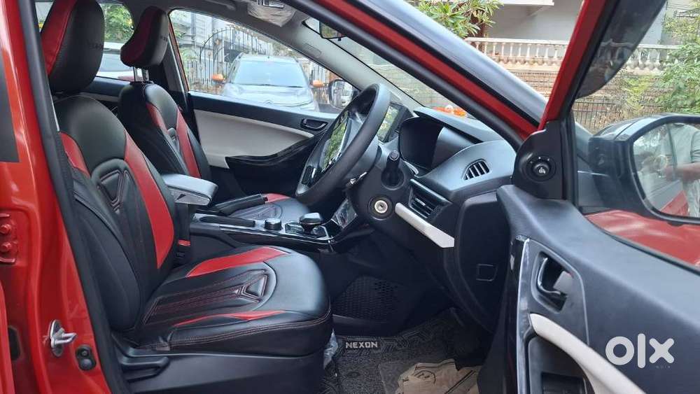 Tata Nexon Pure (s) 1.2 Petrol 6amt, 2024, Petrol