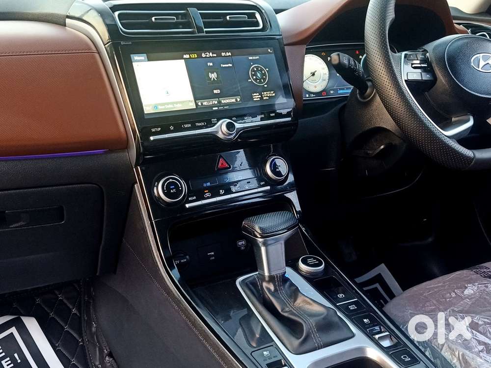 Hyundai Alcazar 2.0 Signature (o) Petrol At 7 Str, 2023, Petrol