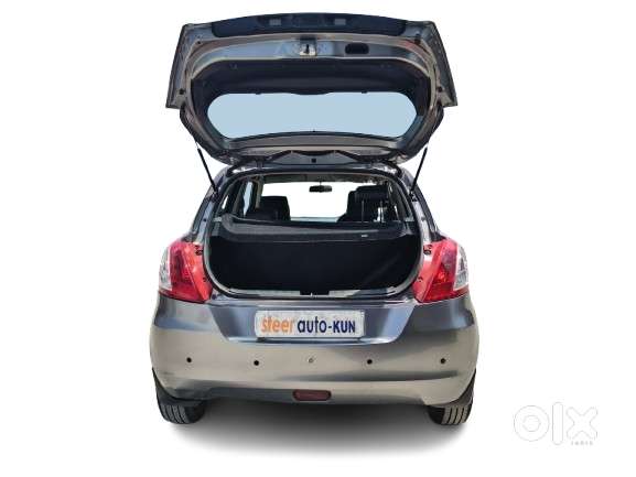 Maruti Suzuki Swift Zxi, 2012, Petrol