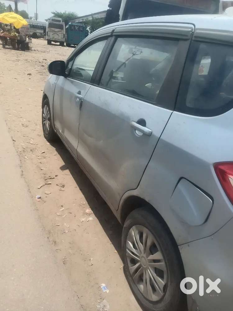 Maruti Suzuki Ertiga 2013