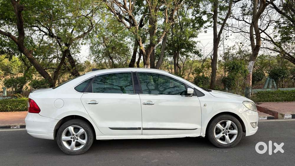 Skoda Rapid 1.5 Tdi Cr Elegance Plus, 2014, Diesel