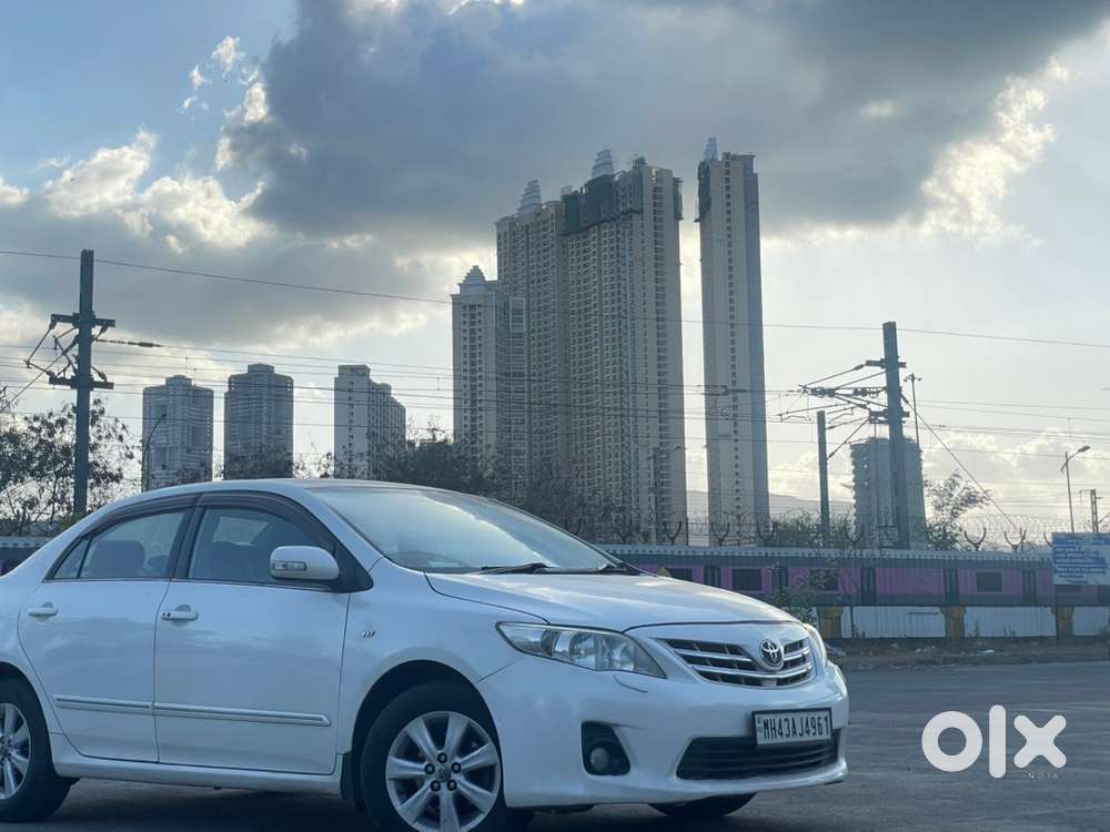 Toyota Corolla Altis 2011
