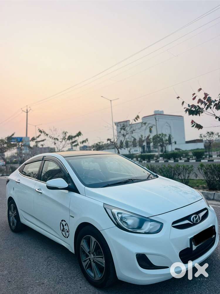 Hyundai Verna 1.6 Sx (o) Crdi Se, 2013, Diesel