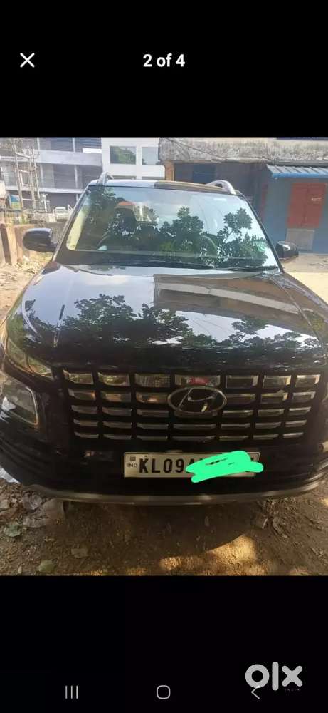 Hyundai Venue 2022 Petrol Well Maintained Complete Company Maintained