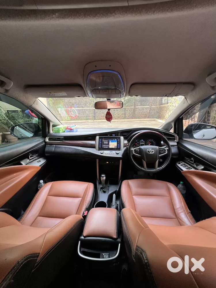 Toyota Innova Crysta 2.8 Zx At 7 Seater, 2018, Diesel