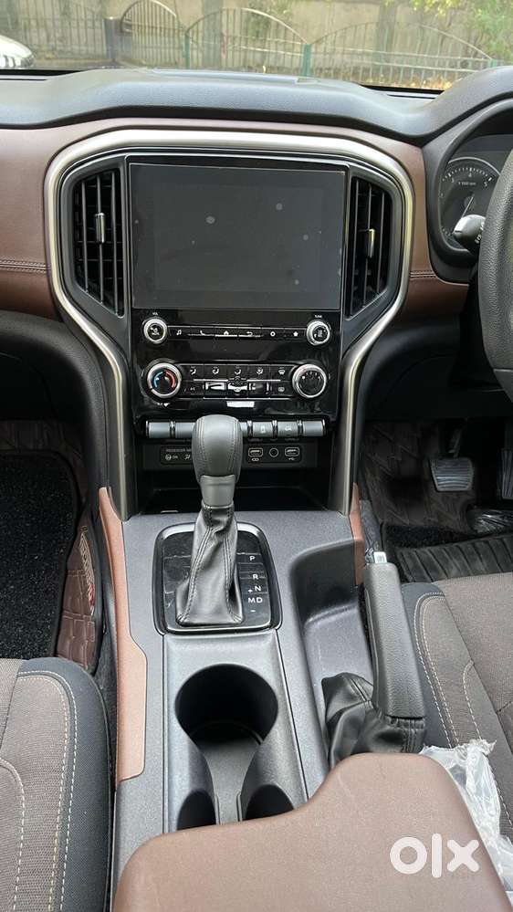 Mahindra Scorpio-n 2.0 Z4 Petrol At 7 Str, 2025, Petrol