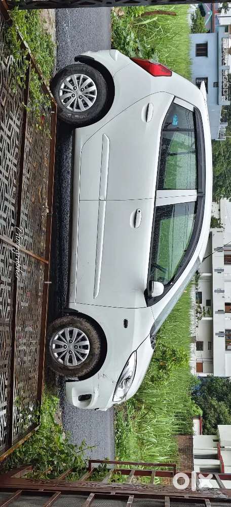 Grand I10  2013 Sports Top Model