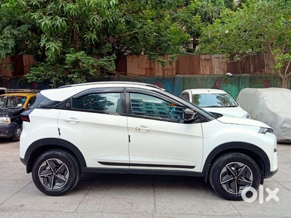 Tata Nexon Creative Plus 1.2 Revotron Petrol 6 Amt, 2024, Petrol