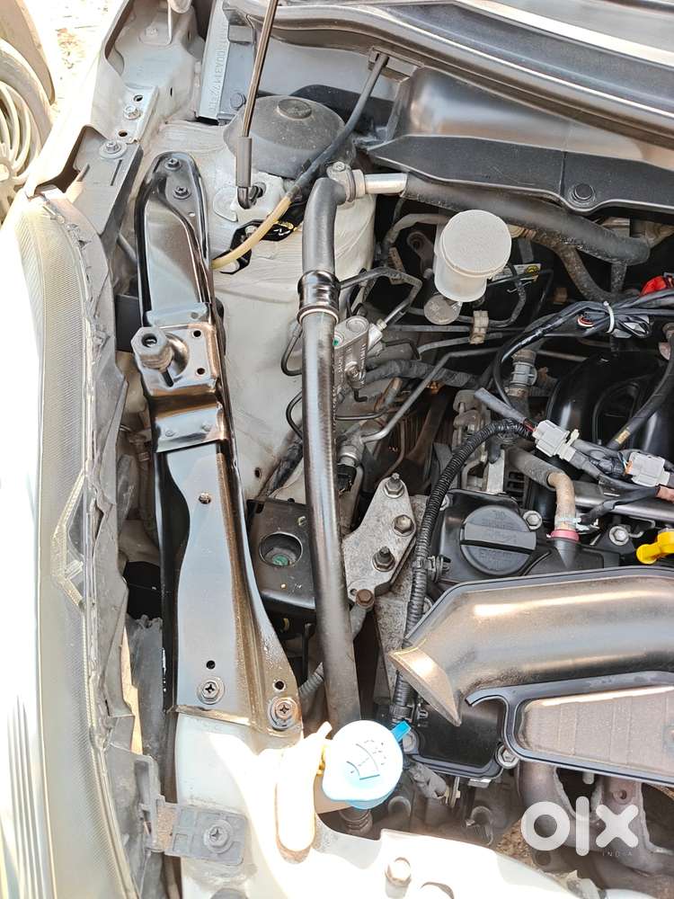Maruti Suzuki Swift Dzire Vxi(o) Mt, 2016, Cng & Hybrids
