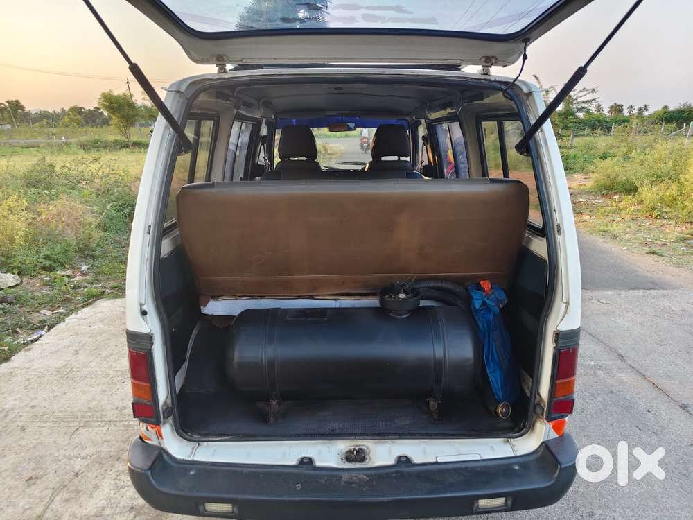 Maruti Suzuki Omni Mpi Std Bsiii 8-str W/ Immobiliser, 2015, Lpg