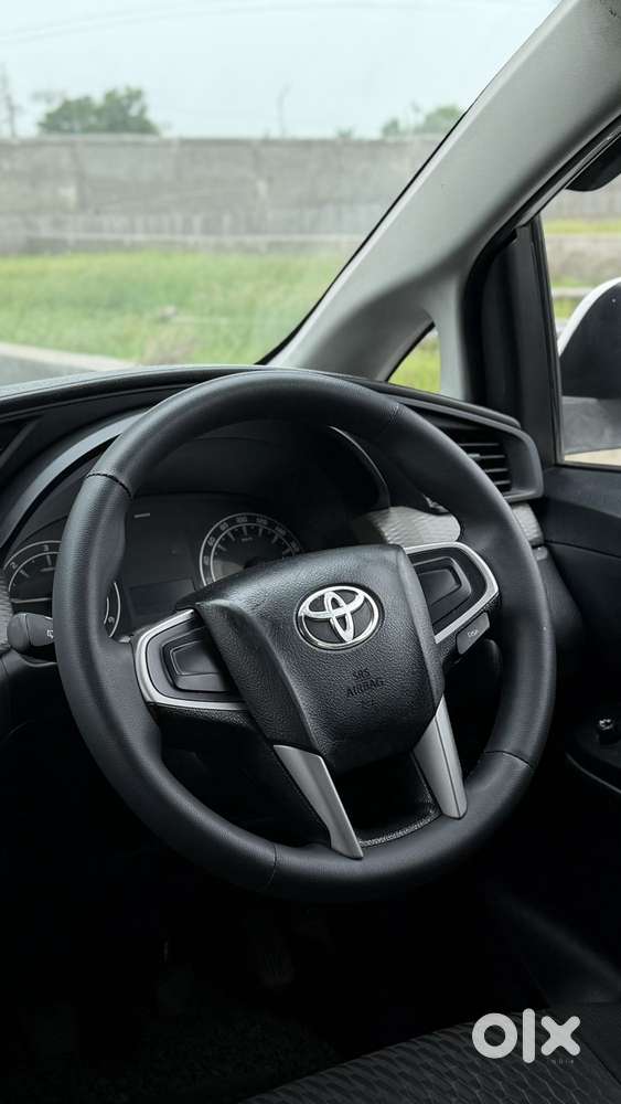 Toyota Innova Crysta 2.4 G Mt 8s, 2018, Diesel