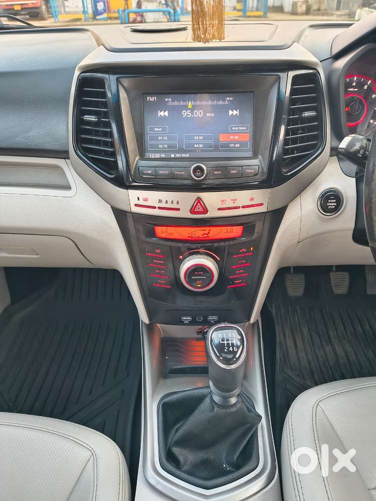 Mahindra Xuv300 W8 Option, 2021, Petrol