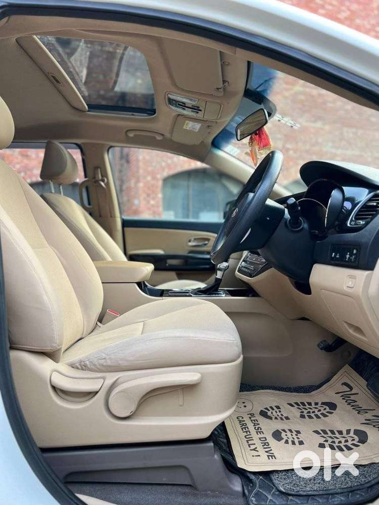 Kia Carnival Prestige, 2020, Diesel