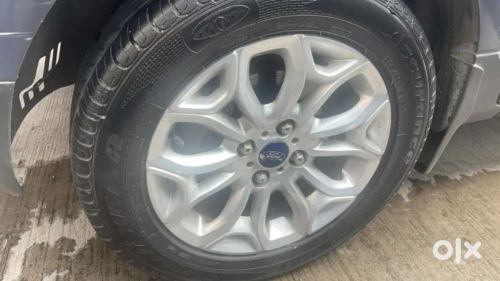Ford Ecosport Plus 2015 Year Car