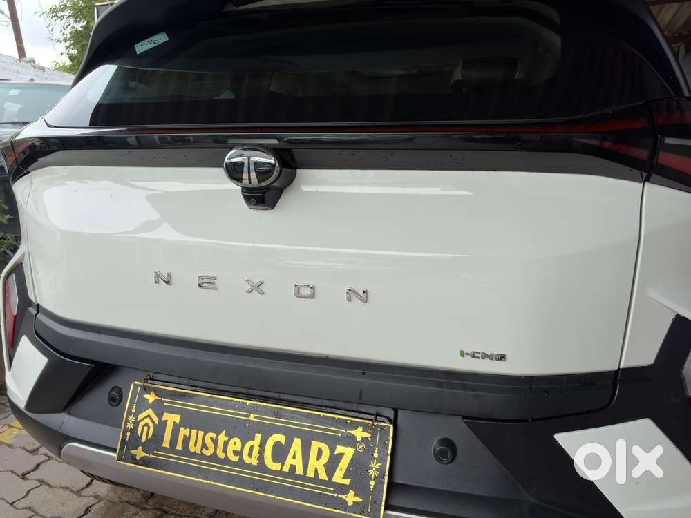 Tata Nexon Fearless Plus (ps) 1.2 Icng 6mt Red Dark Edition, 2026, C..