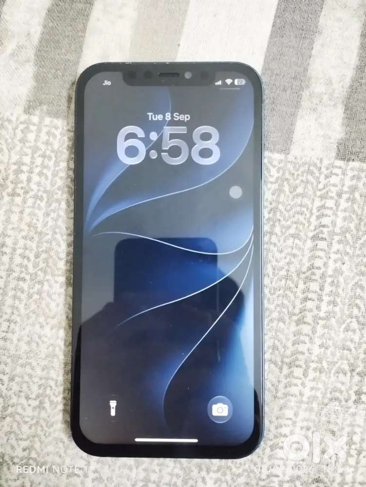I PHONE 12 EXCELLENT CONDITION