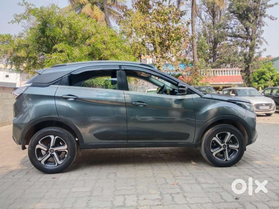 Tata Nexon 1.2 Revotron Xza Plus Premium, 2023, Petrol