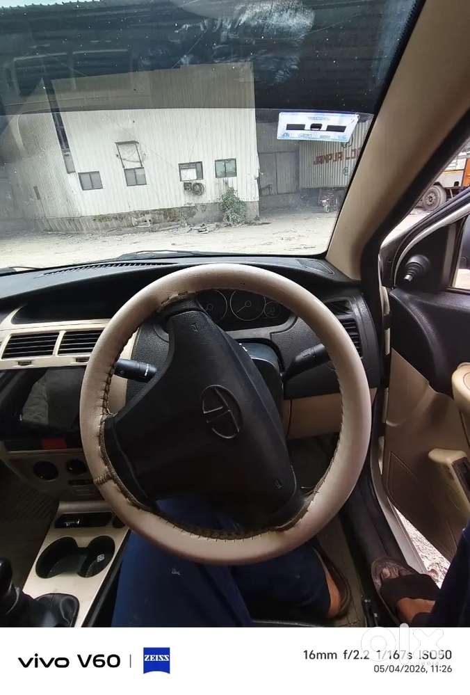 गाड़ी फर्स्ट ओनर मालिक है कोई प्रॉब्लम नहीं है