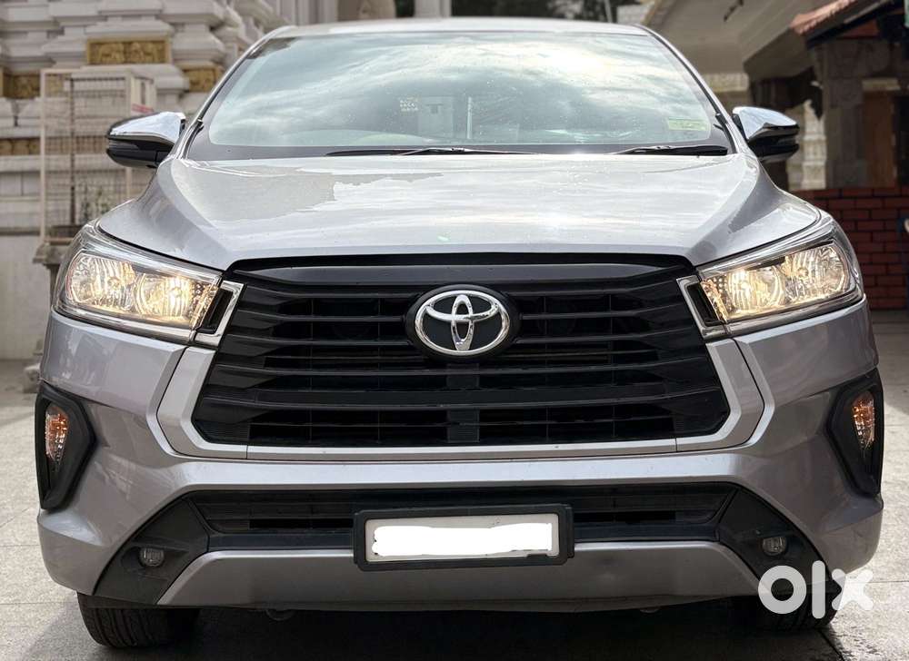 Toyota Innova Crysta [2020-ongoing] 2.7 Gx Mt 8 Str, 2022, Diesel