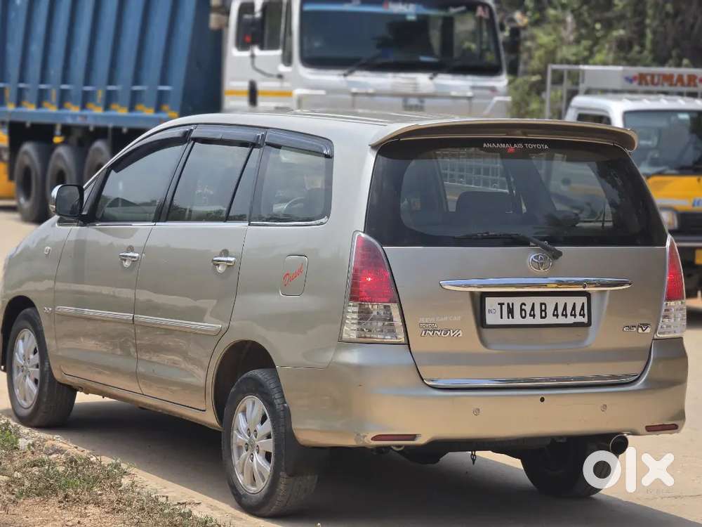 Company Service Show Room Condition