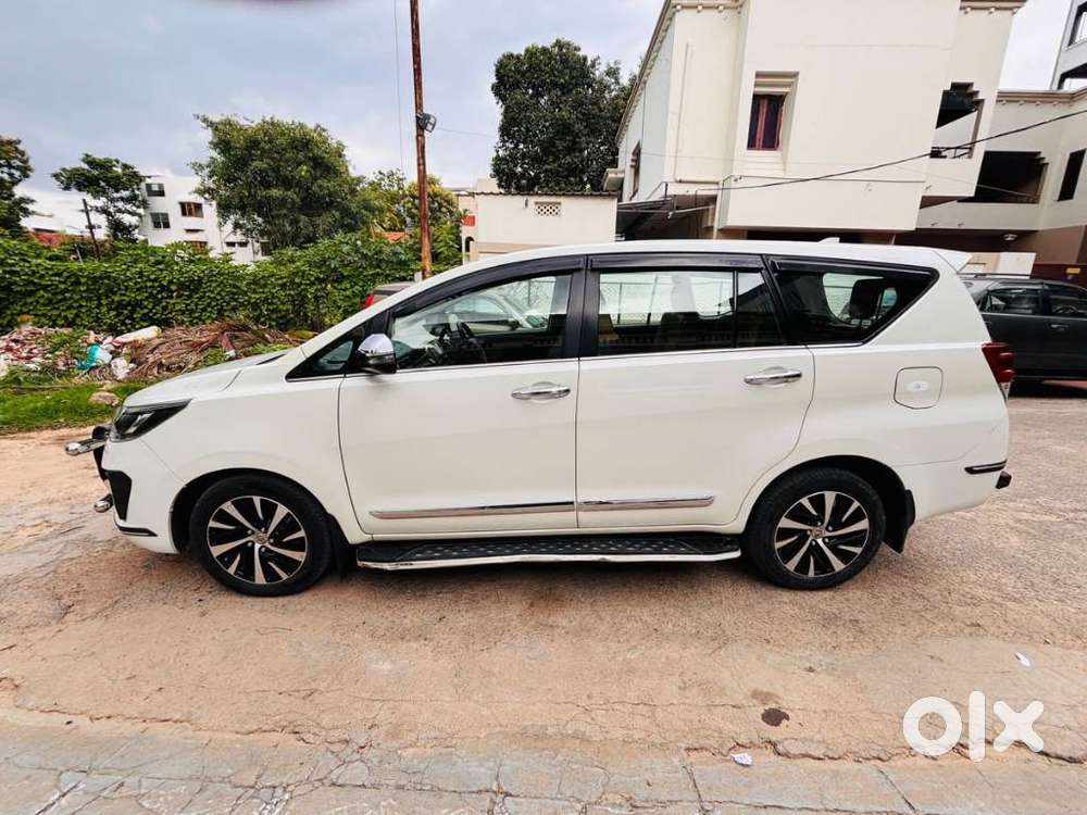 Toyota Innova Crysta [ ] 2.4 Zx At 7 Str, 2020, Diesel