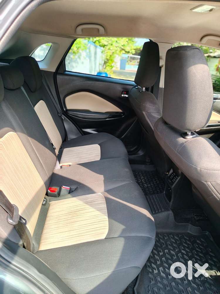 Toyota Glanza, 2023, Petrol