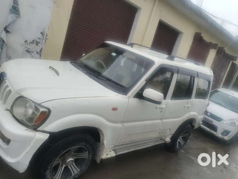 Mahindra Scorpio 2.5 Turbo 2011