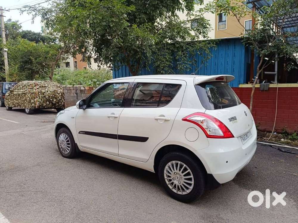 Maruti Suzuki Swift 1.2 Vxi (o), 2012, Petrol