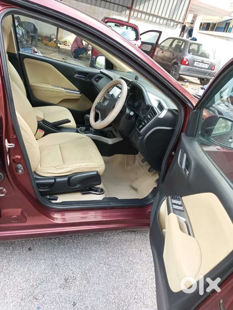 Honda City 1.5 V 2016 Petrol Manual