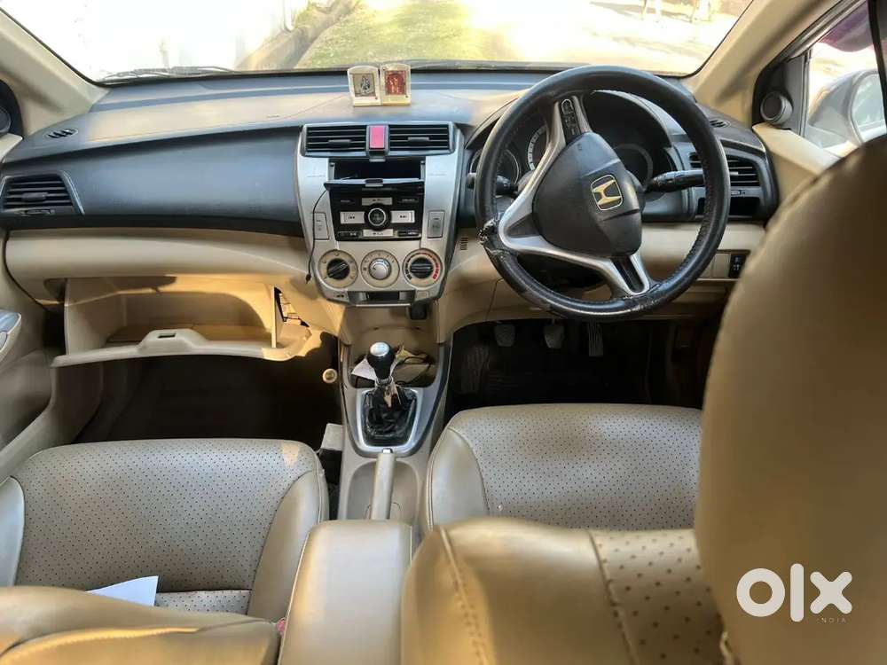 Honda City Top Model, Doctor Driven Single Hand Used. 15+kmpl Average