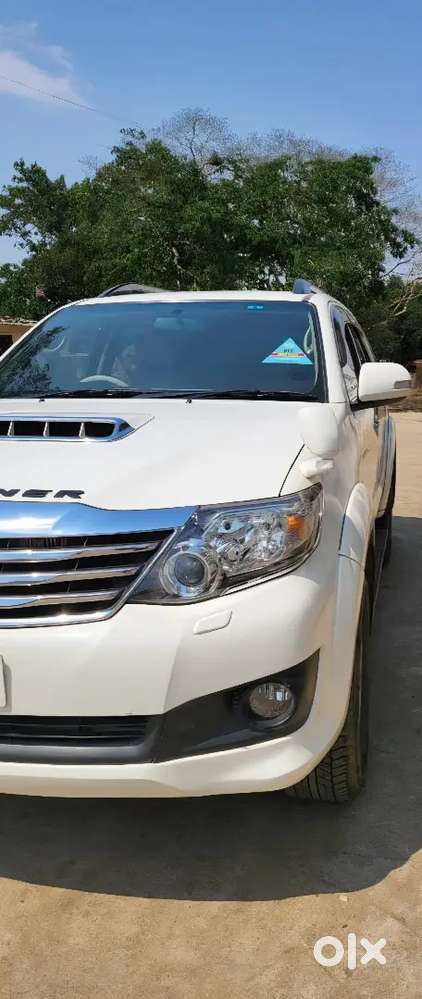 Toyota Fortuner 2015 Diesel 170000 Km Driven
