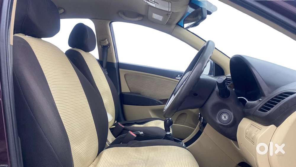 Hyundai Verna Fluidic 1.6 Vtvt Sx, 2013, Petrol