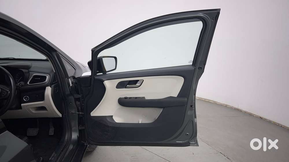 Tata Altroz Xza Petrol, 2023, Petrol
