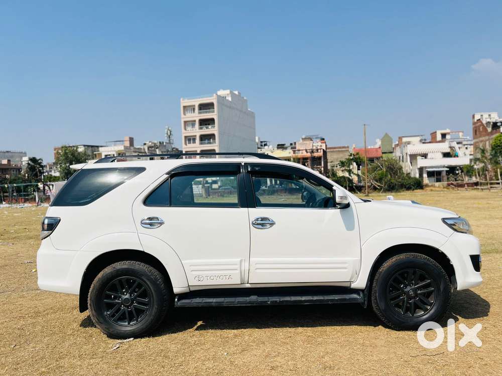 Toyota Fortuner 3.0 4x4 Automatic, 2015, Diesel