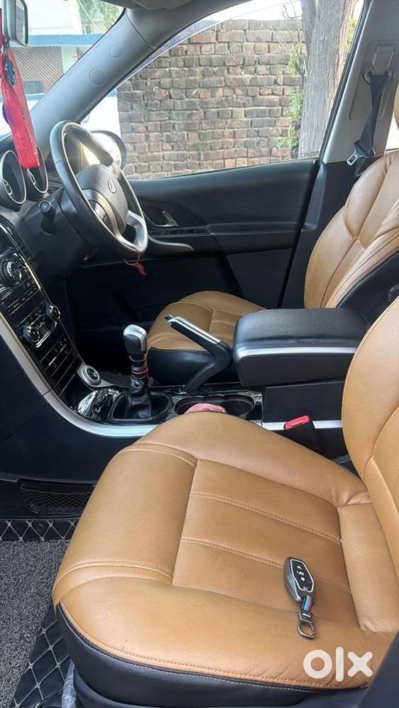 Mahindra Xuv500 2020 Diesel 65000 Km Driven
