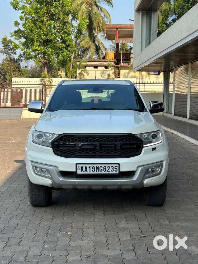 Ford Endeavour 3.2 Titanium At 4x4, 2017, Diesel