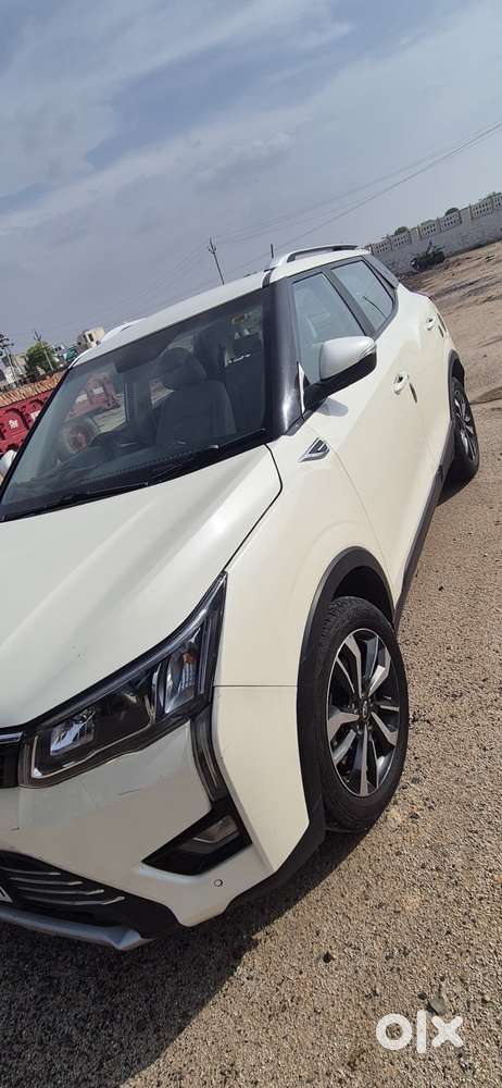 Mahindra Xuv300 2019 Diesel Well Maintained By Defence Officer