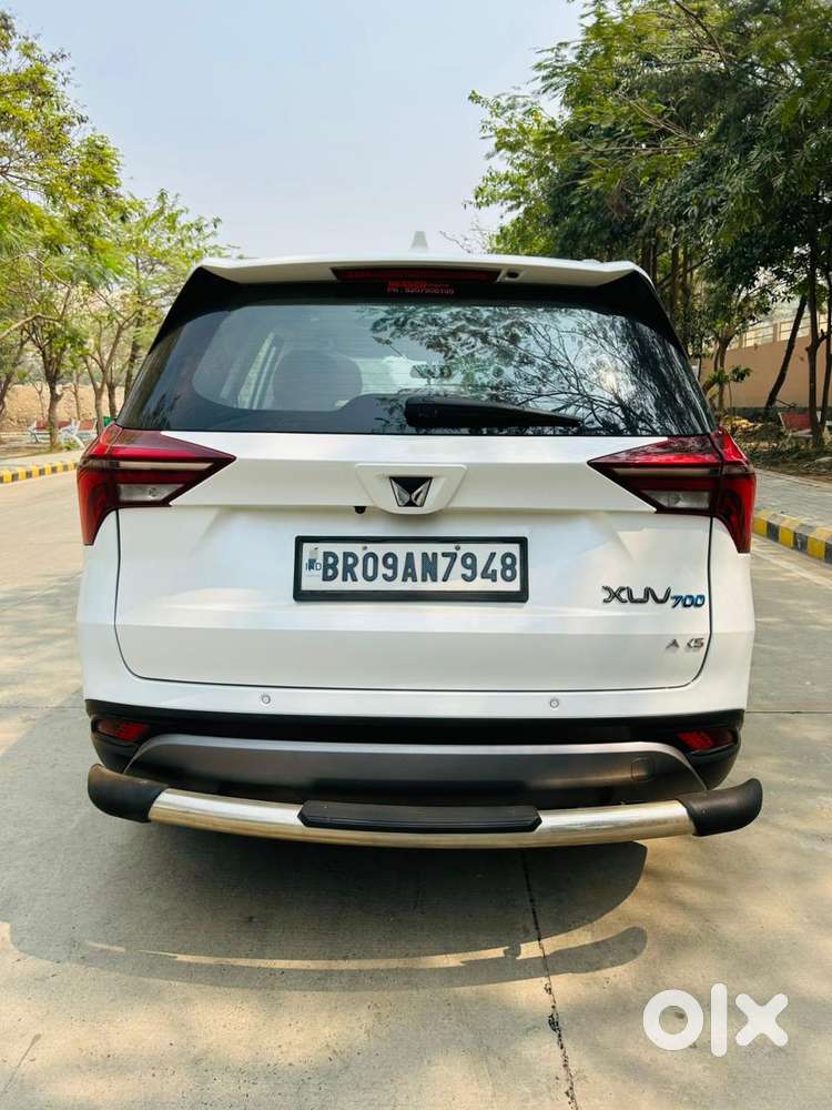 Mahindra Xuv700 2.0 Ax 5 Petrol Mt Str, 2022, Petrol