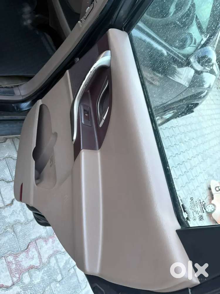 Mahindra Xuv500 2012 Diesel 90000 Km Driven