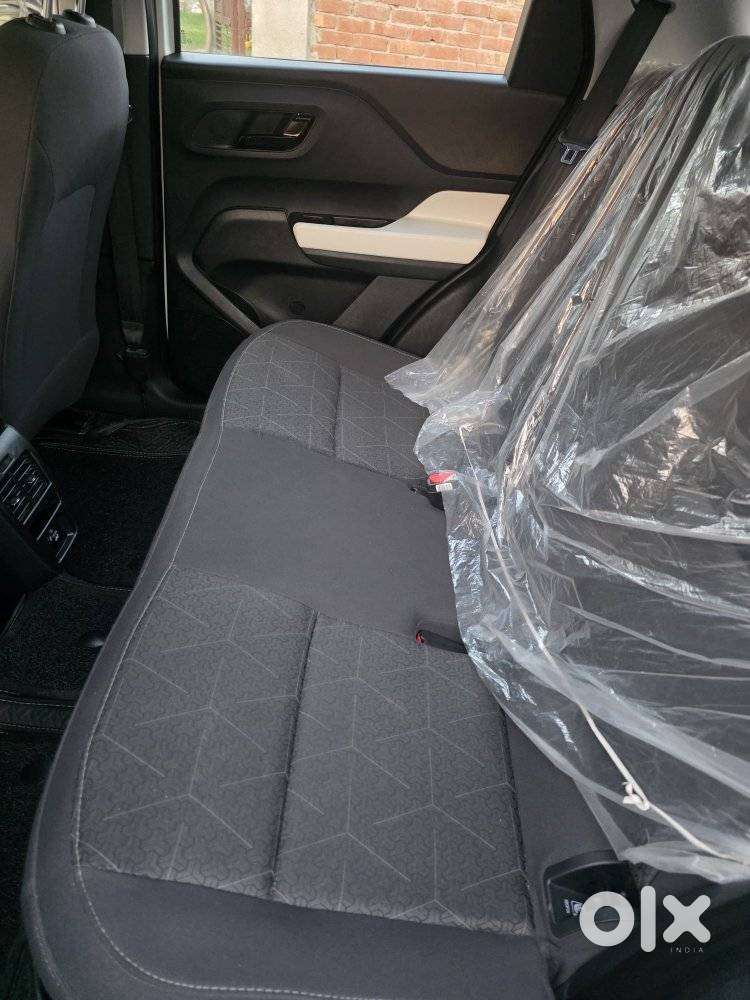 Tata Punch Camo Accomplished Mt, 2025, Petrol