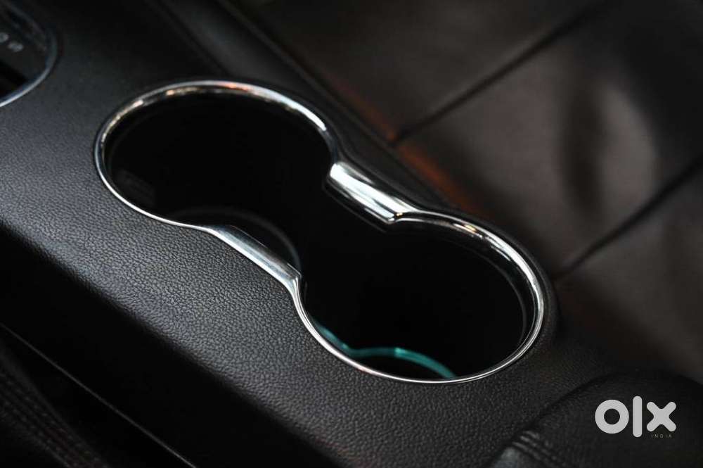 Ford Mustang V8, 2019, Petrol