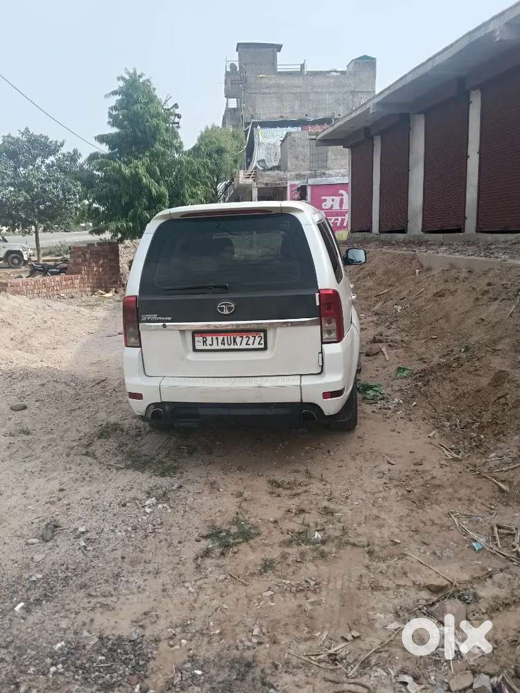 Tata Safari Storme 2018 Diesel 180000 Km Driven