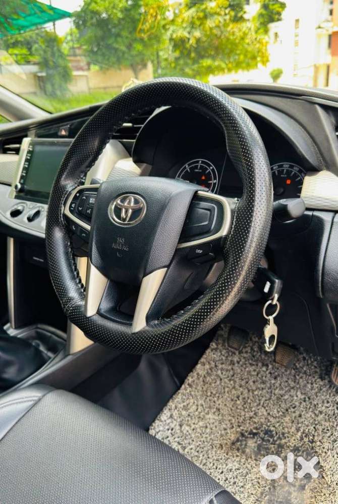 Toyota Innova Crysta 2.4 G Mt, 2024, Diesel