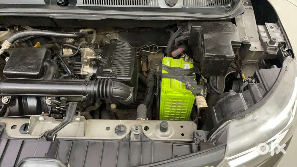 Renault Triber Rxz, 2024, Petrol