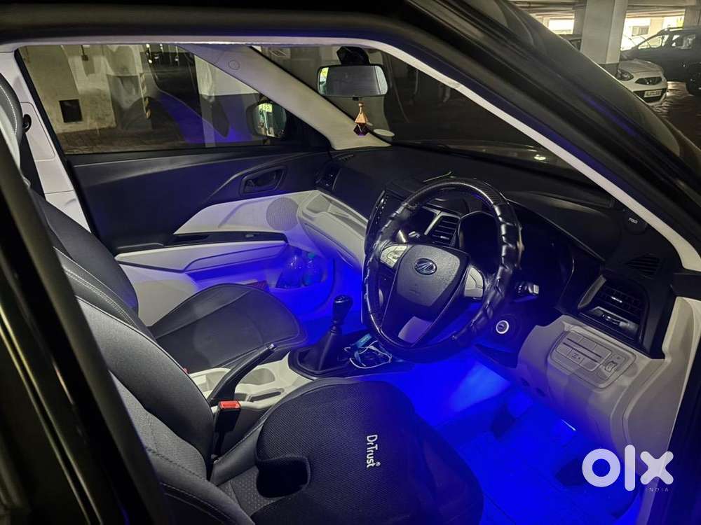 Mahindra Xuv300 2022 Diesel Well Maintained