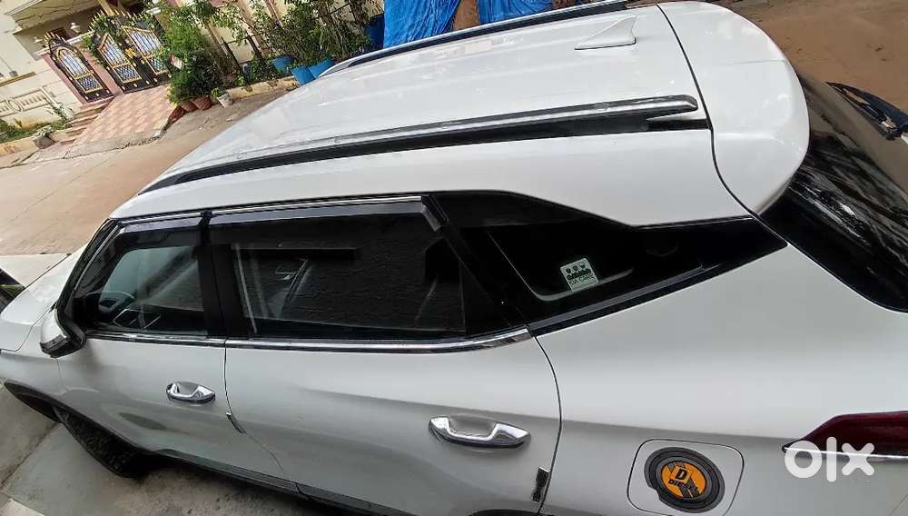 Kia Seltos 2020 Diesel White Color 105000 Km Driven